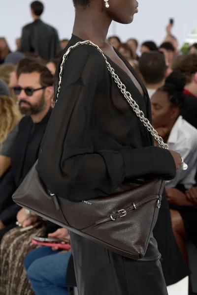 Look 112